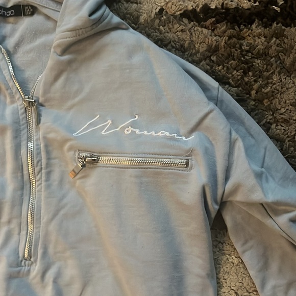 Boohoo women’s pale blue oversized half zip hoodie - Picture 3 of 8
